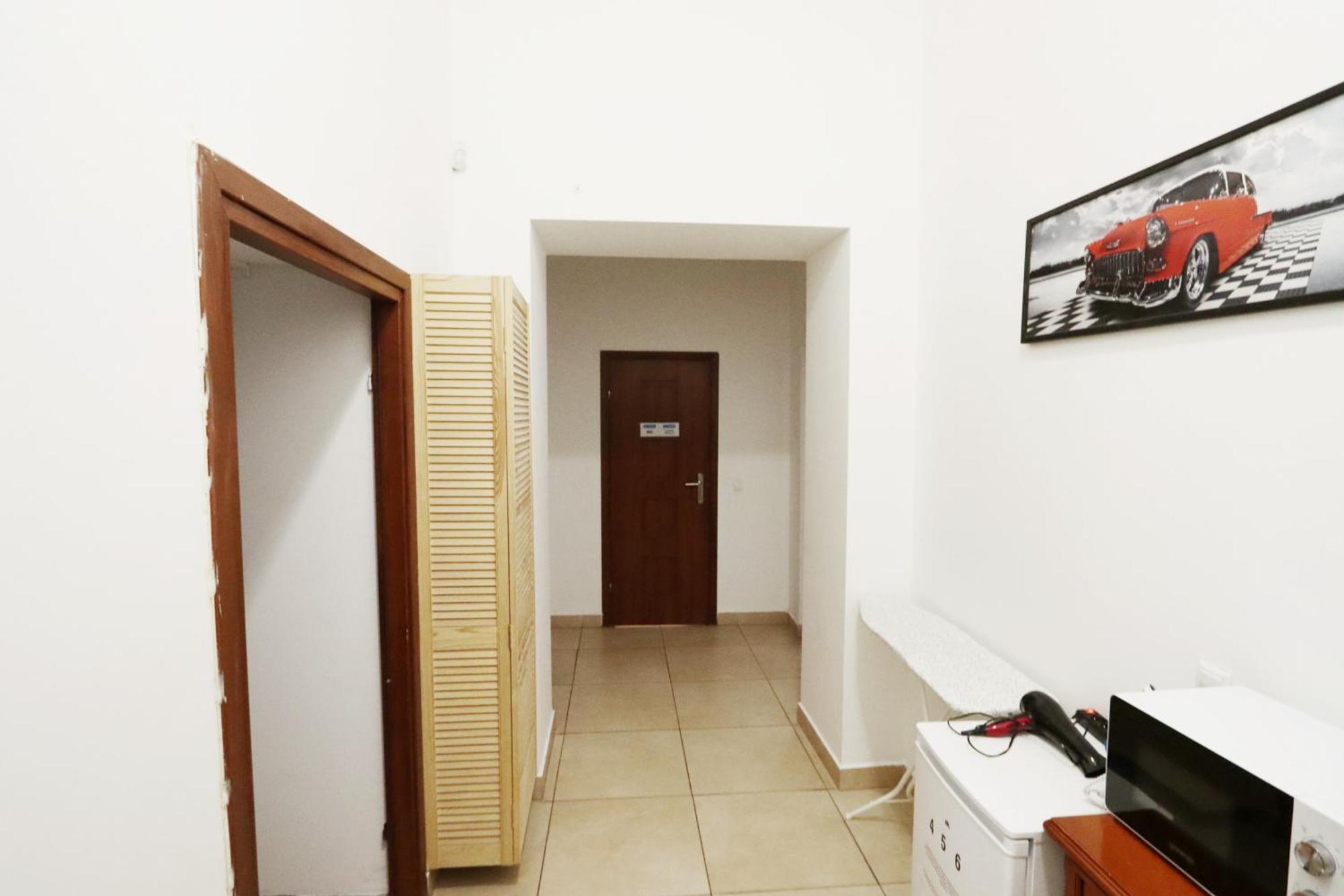 Fantastic Waw - C19 Room E Варшава Экстерьер фото